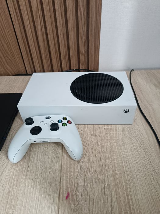 Xbox series s + играми