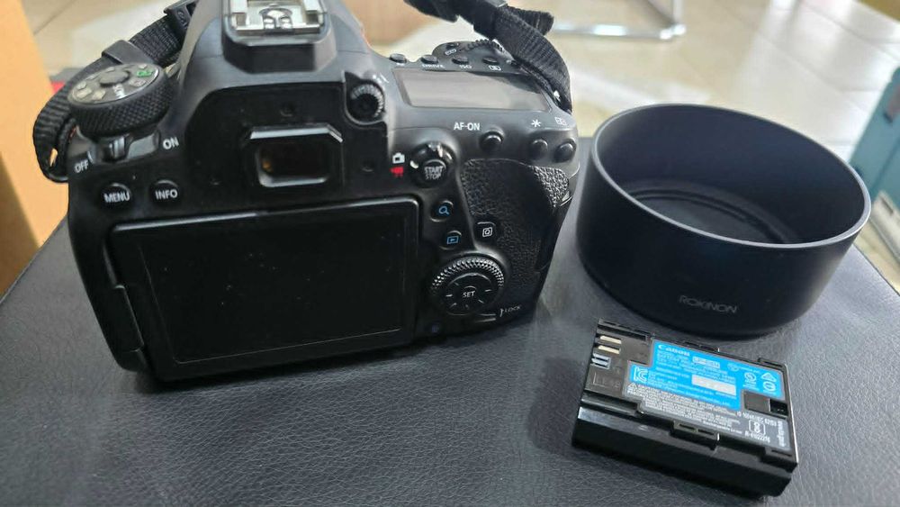 Фотоапарат Canon EOS 6D Mark II + два обектива