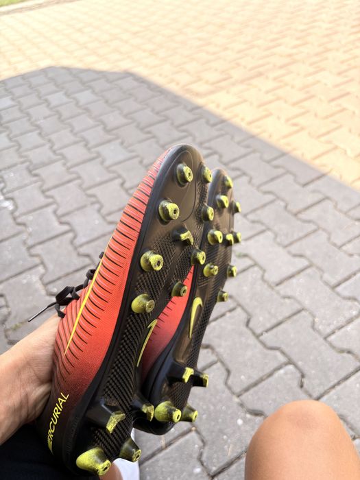 Nike Mercurial Vapor XI FG – Mărimea 40 (UK 6 / US 7 / 25 cm)