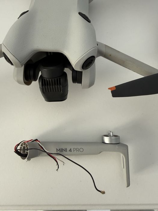 Drona DJI Mini 4 Pro