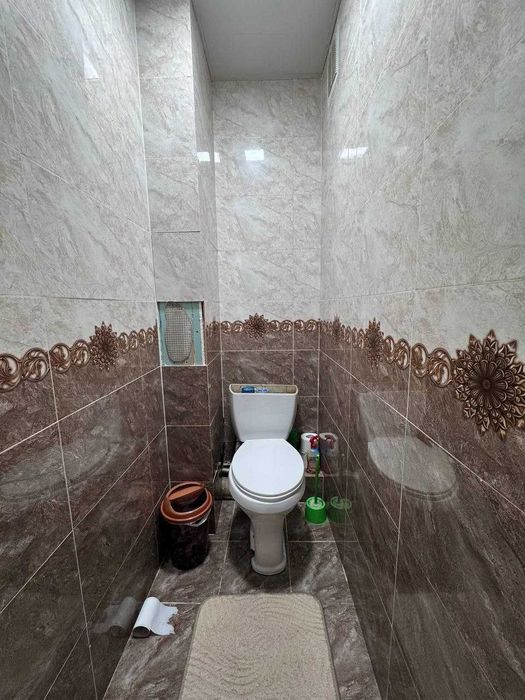 5 хоналик квартира 2 кават кирпичный дом, крытый, 17-мактаб