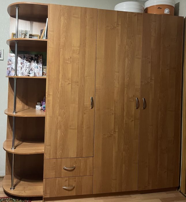 Продам шкаф в отличном состоянии