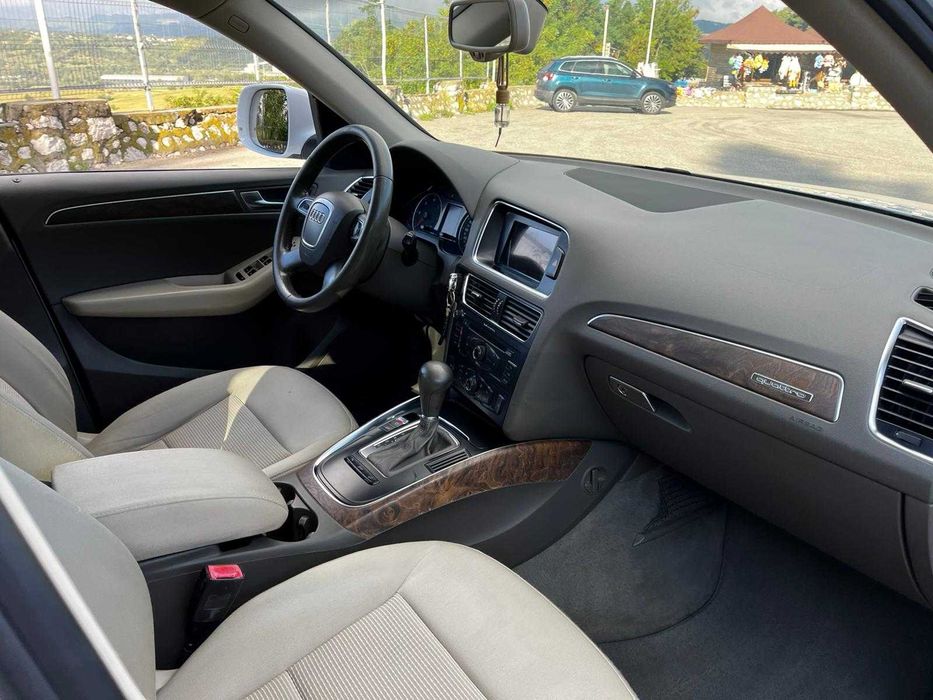 AUDI Q5 2011 — imagine 5