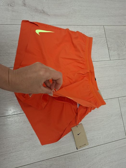 Pantaloni scurti alergare Nike