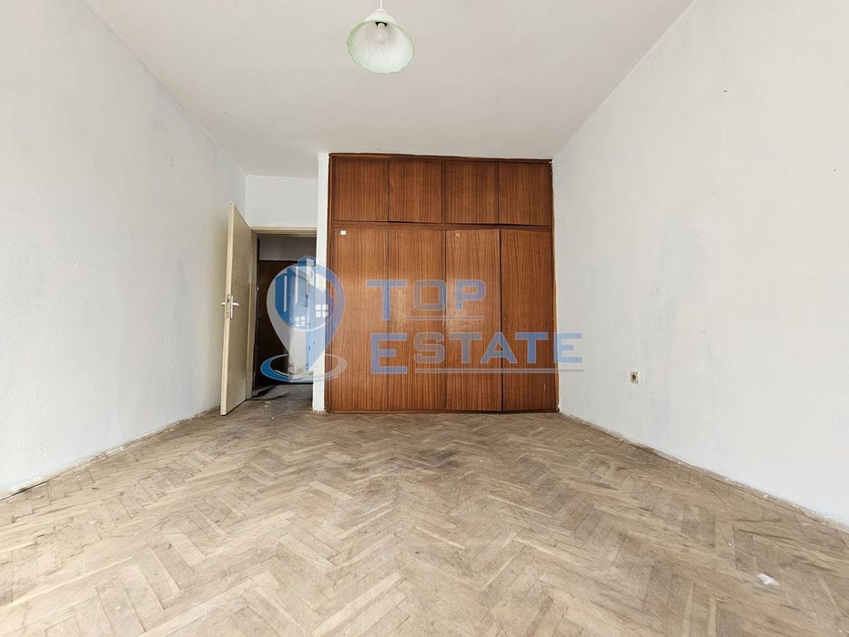 Продава се Многостаен апартамент в Велико Търново, Център - 100 кв.м за 1350 €/кв.м - Снимка #6