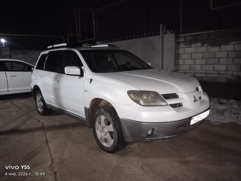 Митсубиси аутландер