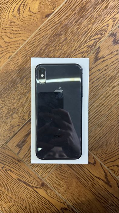 iPhone X с коробкой