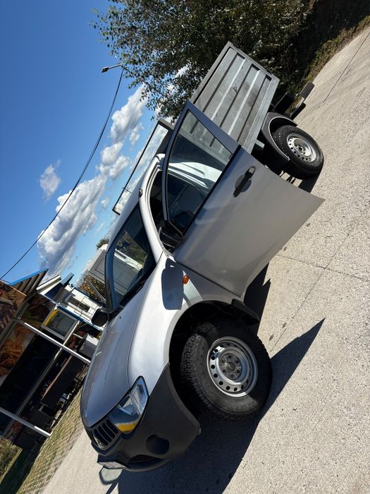 Vând Mitsubishi L200
