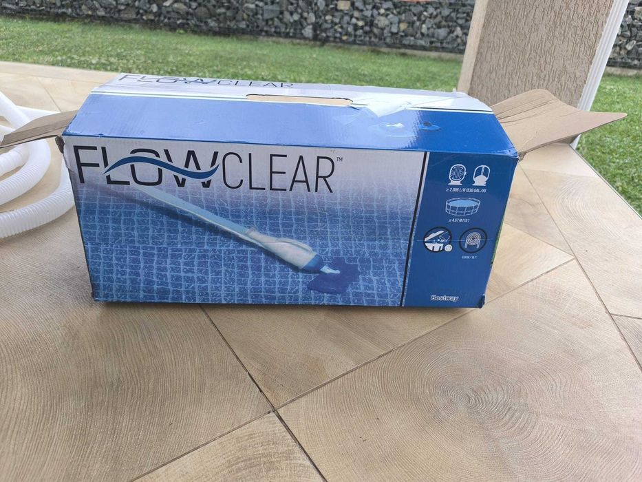 Vand Bestway AquaCrawl 58212 – Aspirator piscină cu conectare la pompă