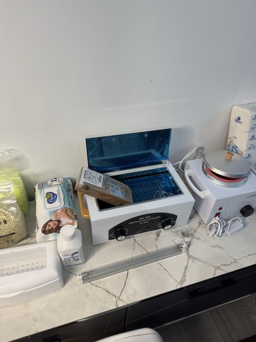 Все для мастера шугаринга, в одни руки. Воскоплав, сухожар, лампа