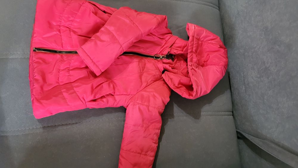 ПРОДАМ зимний комбинезон для девочки