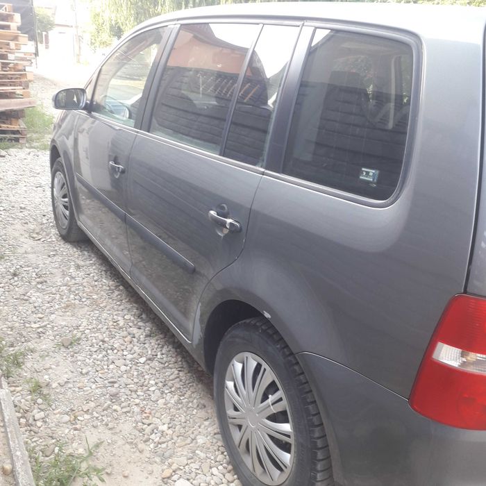 VOLKSWAGEN Touran 2005 — imagine 3