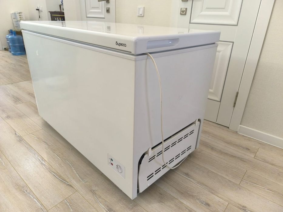Морозильник Бирюса 330л