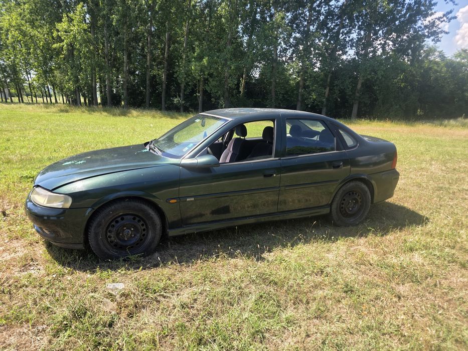 Opel Vectra B  2.0 dti 101кс на части