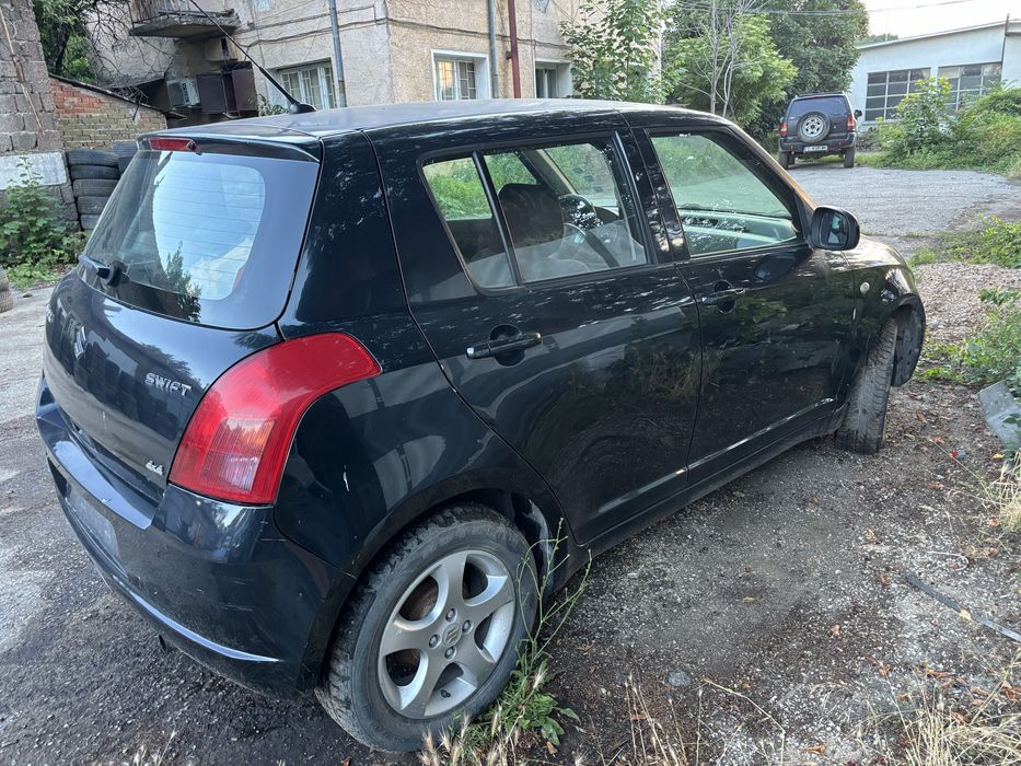Suzuki swift 1.3 4x4 на части