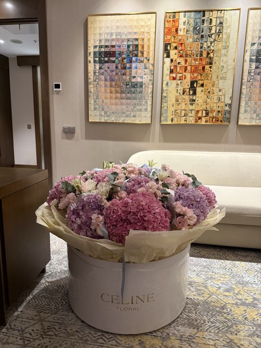 Продам свежие цветы от Celine
