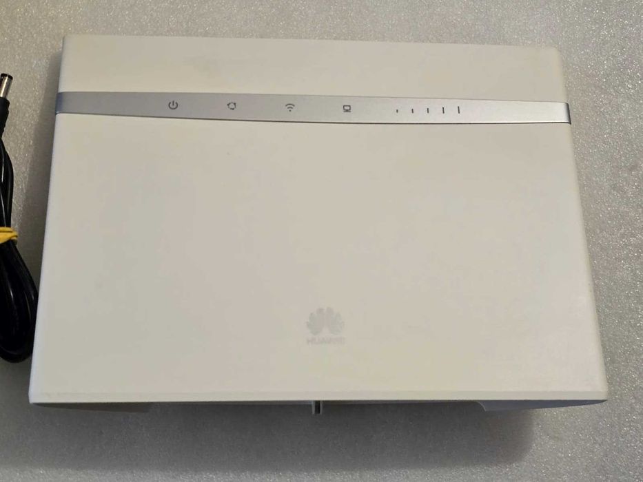 Modem (Router) Wireless 4G+ Huawei B525s-23a LTE Cat6 300Mbps Dual-Band AC1600 Liber de Rețea