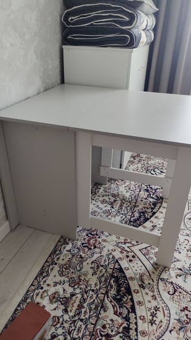 Продам стол со стульями