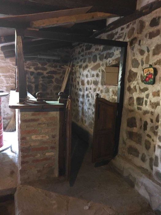 Продава се Къща в Златарица - 280 кв.м за 161 €/кв.м - Снимка #6