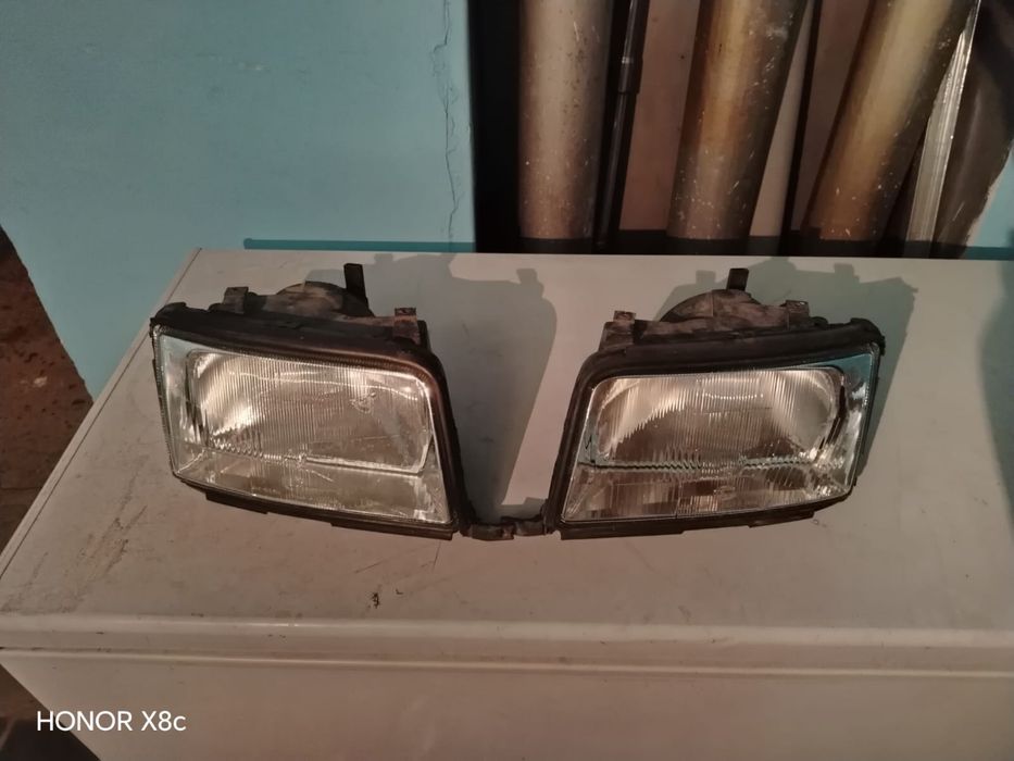 передние фары Ауди С4 оригинал