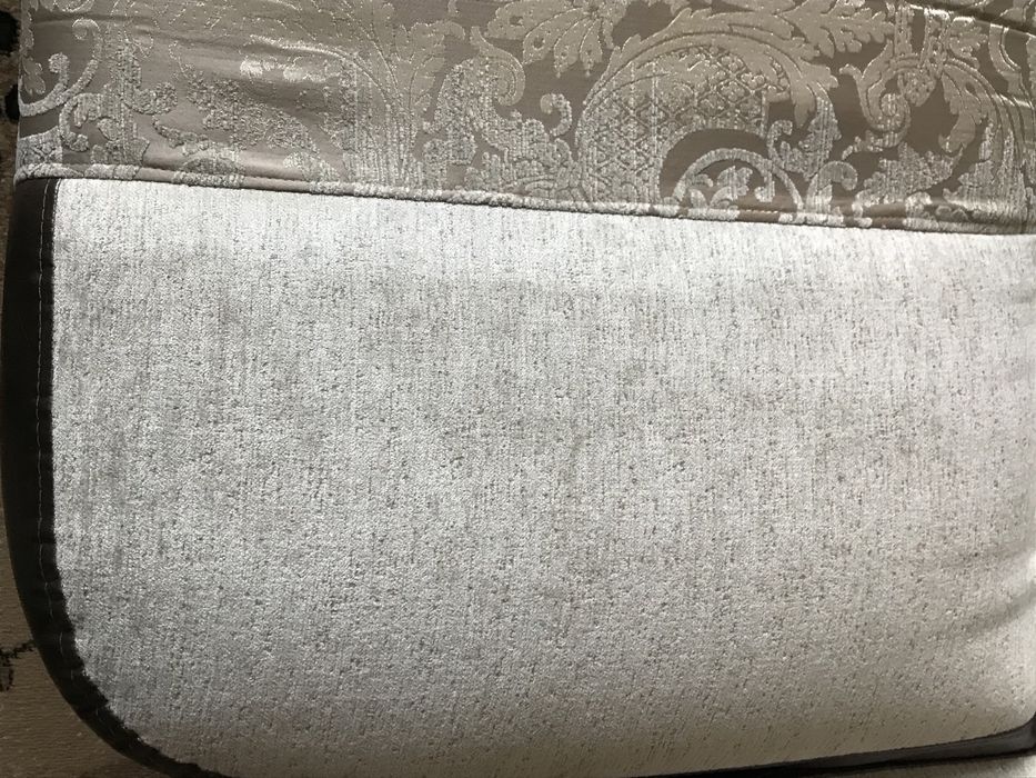 Продам диван в хорошем состоянии ,