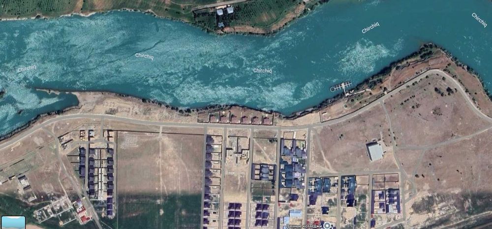 Дача-коттедж сотилади