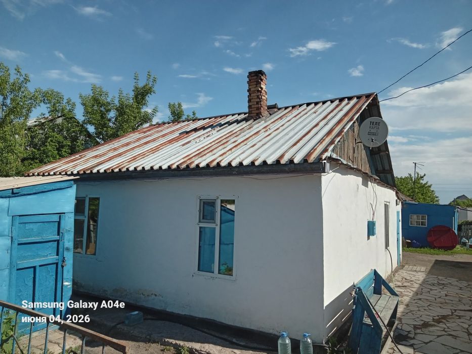 Продам  3 дом на разбор