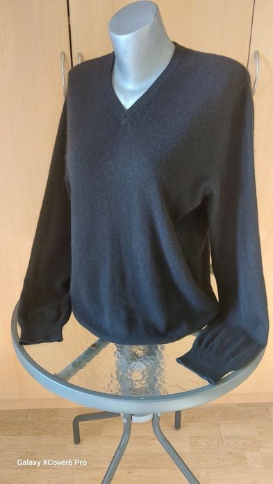 Дамски пуловер .100%кашмир.размер XL