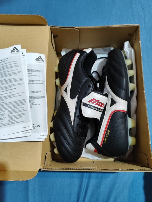 Футболни обувки Mizuno