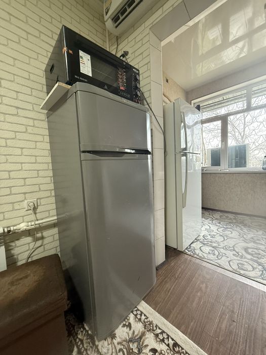 holodelnik bilan shkaf