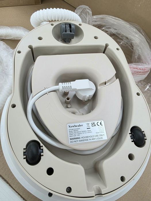 2-в-1 Парочистачка Newbealer, 1500W, 3 bar, 12 приставки, 1.5L бойлер от неръждаема стомана