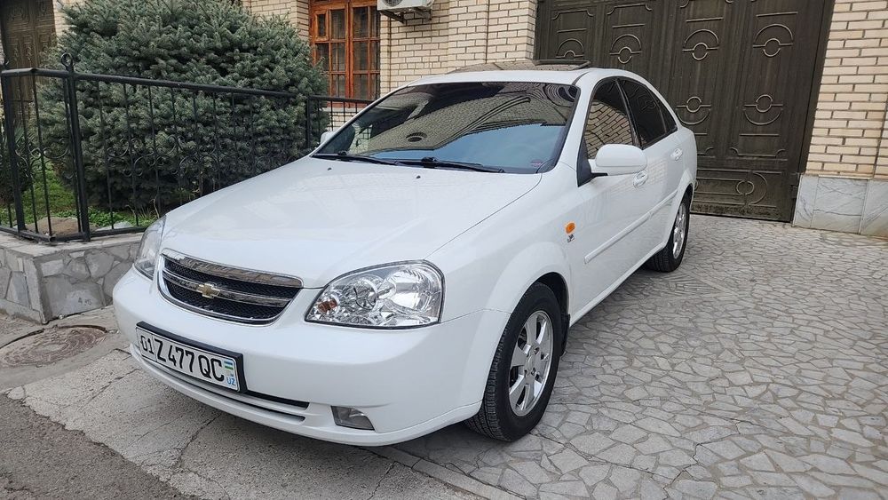 Lacetti 1.6 2013 yil Lasetti Avtomat xolati ideal 135mi probeg