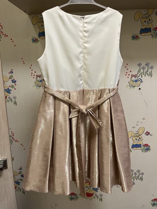 Продам платье нарядное