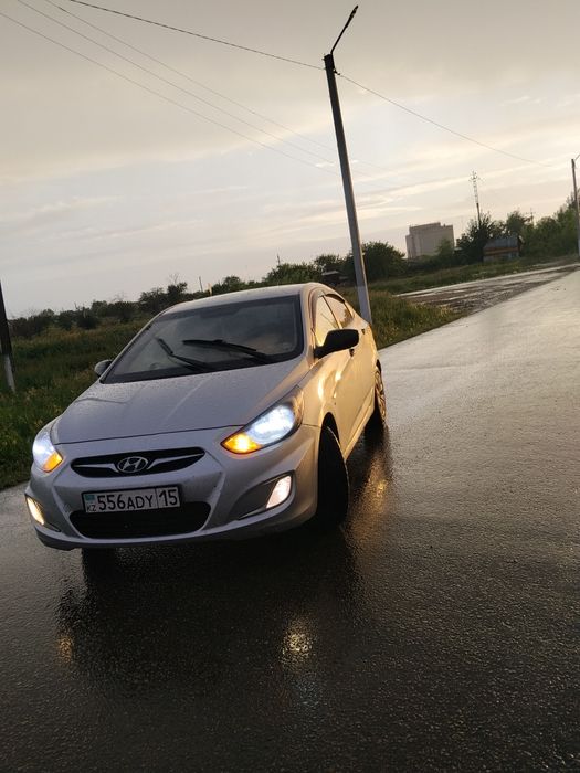 Продам акцент 1.6 2013год