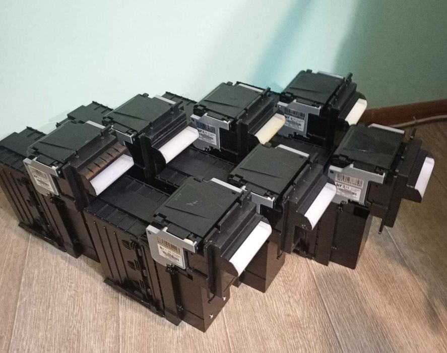 Купюроприёмник ICT L83 с касcетой на 1000 купюр