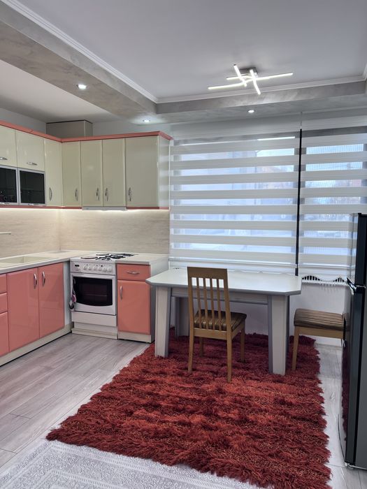 Дава се под наем Едностаен апартамент в Айтос - 40 кв.м за 255 € - Снимка #2