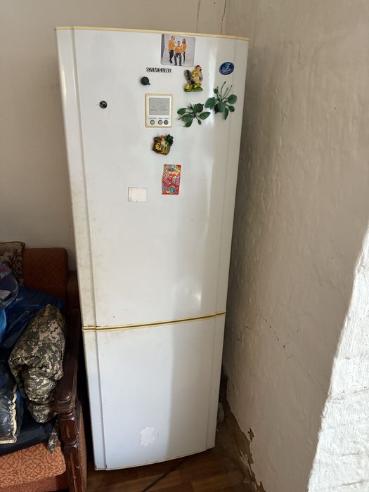 Продам холодильник Самсунг