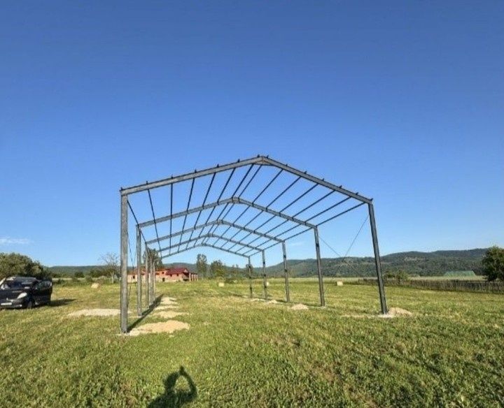 Vând hală metalică 10x15