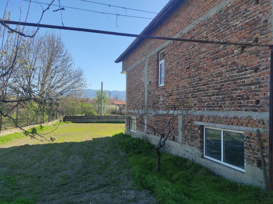 Продава се Къща в с. Братаница, Област Пазарджик - 90 кв.м за 1049 €/кв.м - Снимка #3