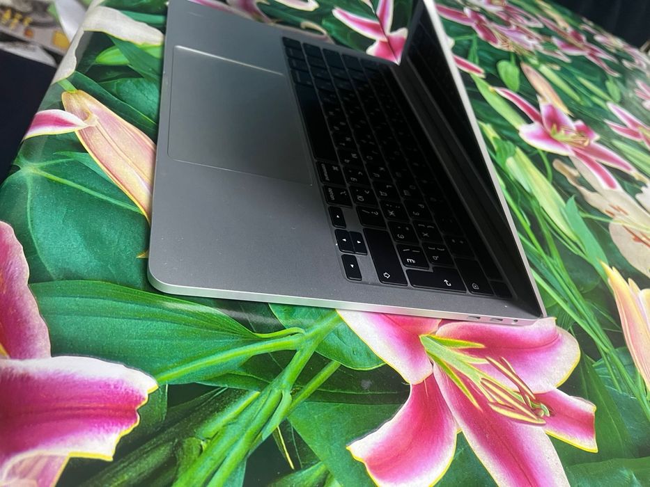 MacBook Pro 13 срочно