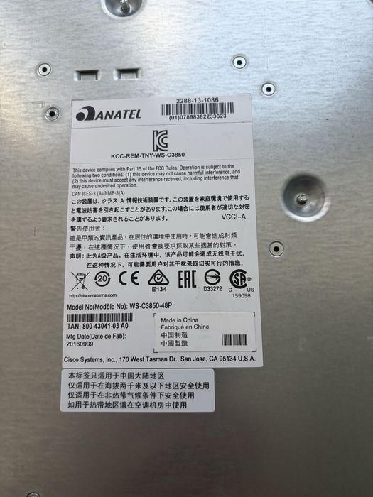 Коммутаторы Cisco WS-C3850-48P и WS-C3850-48F
