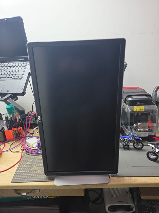 Монитор Dell p2415q
