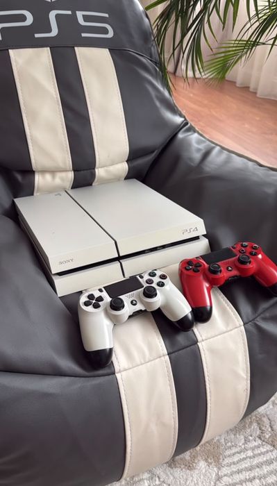 Play station 4.