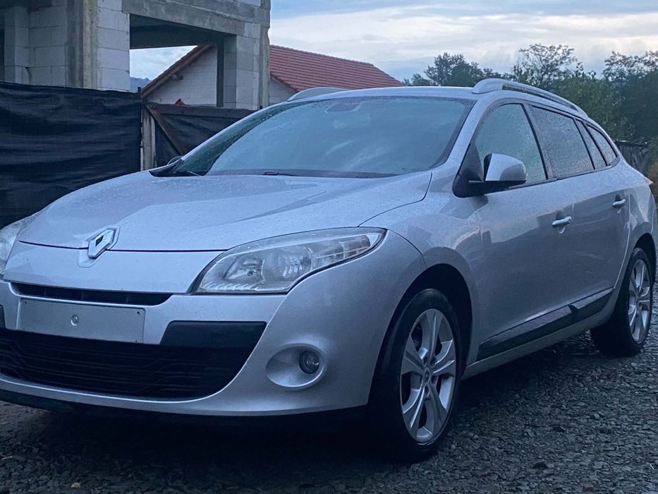 RENAULT Megane