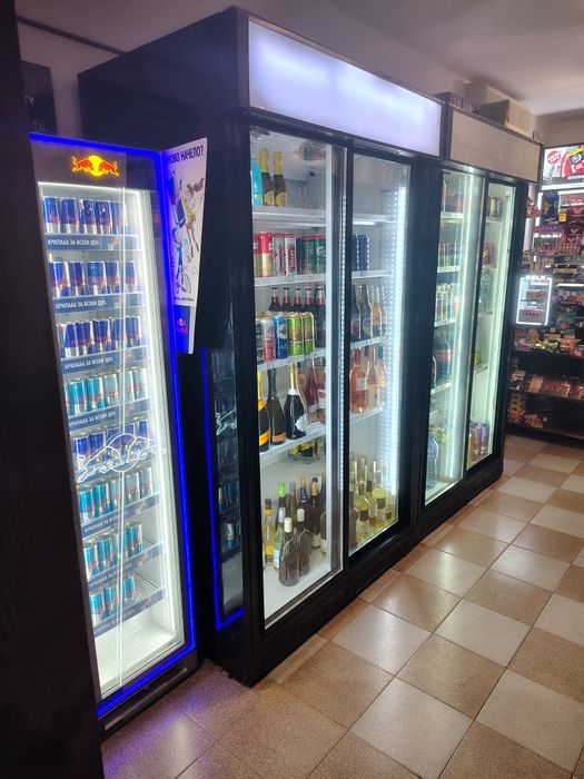 Двойна ХЛАДИЛНА витрина  - 2 броя