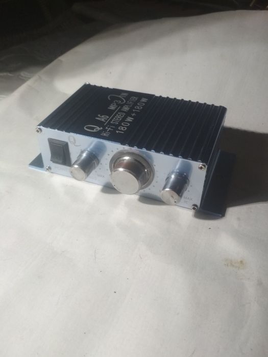 Продам усилитель на 12 вольт