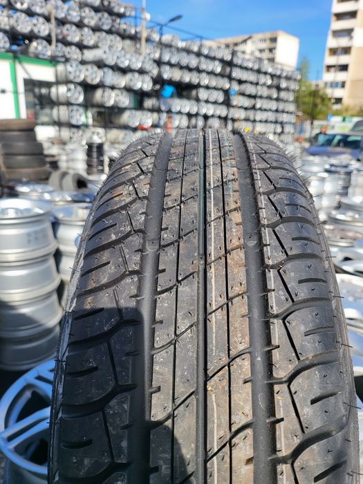 Лятна гума 205/65/15 Dunlop ,Дънлоп
