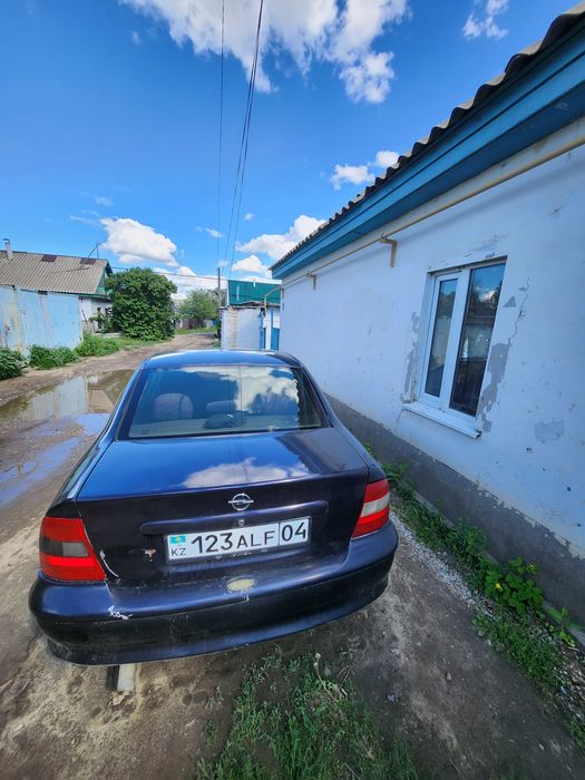 Опел вектра продам машину 750000