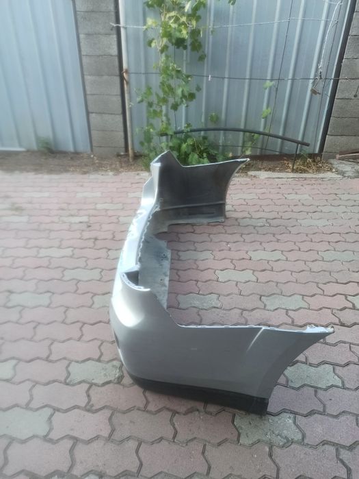 Бампер задний на Субару аутбак