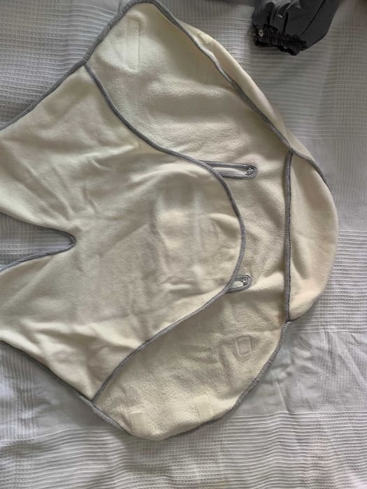 Red Castle многофункционална пелена за момиче или момче